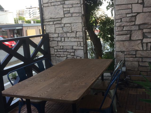 野外テーブル_焼肉 もつ鍋 牛旨 広畑店