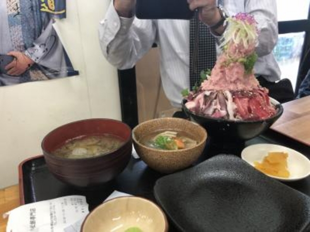 天身丼_みなと市場 小松鮪専門店