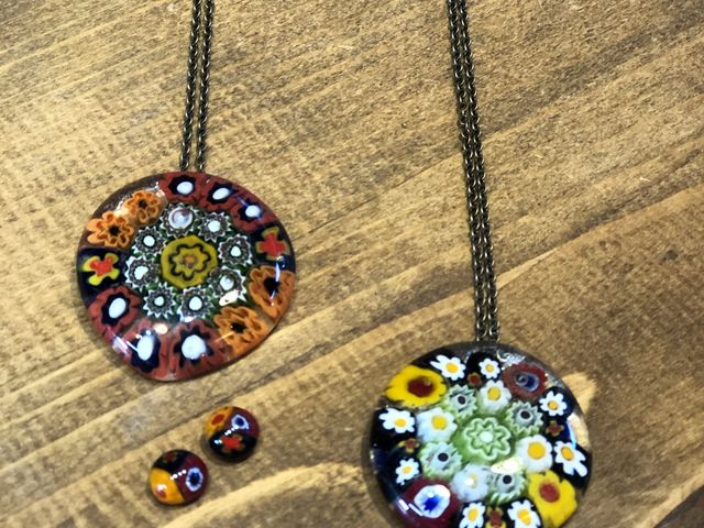 友達はピアスをつくりました。
ころっと小さめでかわいい。私も作れば良かった。_cotola