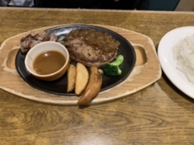ジャポネギハンバーグ&カットサーロインステーキ_ココス篠崎店