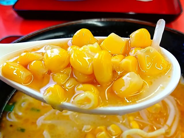 レンゲのコーンのシズル感_くるまやラーメン 宇都宮今泉店