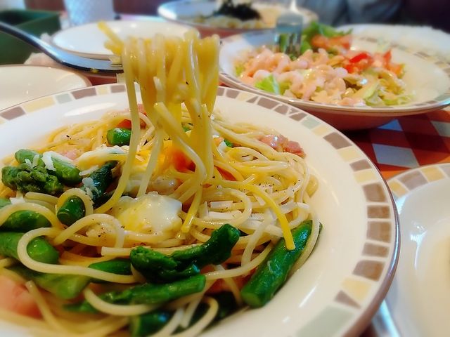 アスパラガスのアーリオ・オーリオっていうパスタです。期間限定とか。_サイゼリヤ川口江戸店