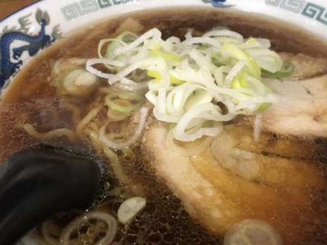 しょう油ラーメン_室蘭ラーメンの店 八屋 外旭川店