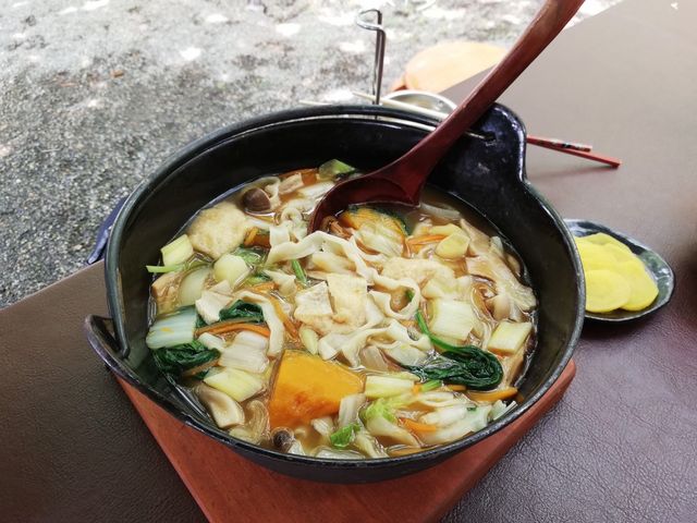 やはり美味しい_頑固おやじの手打ちほうとう