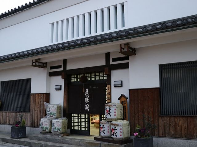 かつての東海道に面しています。_太田酒造
