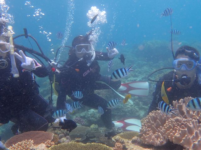 慣れないと姿勢を保つのも大変でした。_美ら海ダイビングセンター