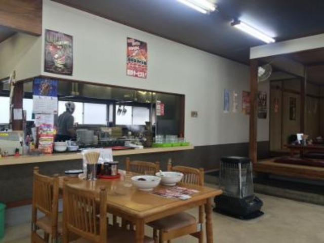 店内_ハイらーめんデス南陽店