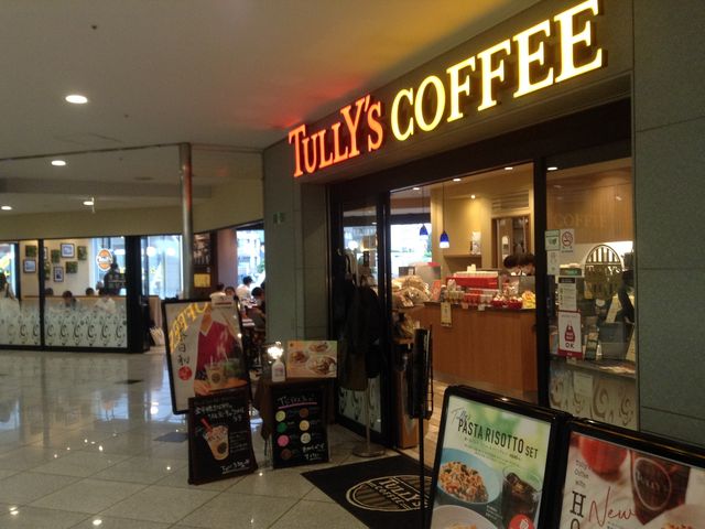店頭
奥の席がイイ雰囲気_タリーズコーヒー TULLY'S アトレ目黒