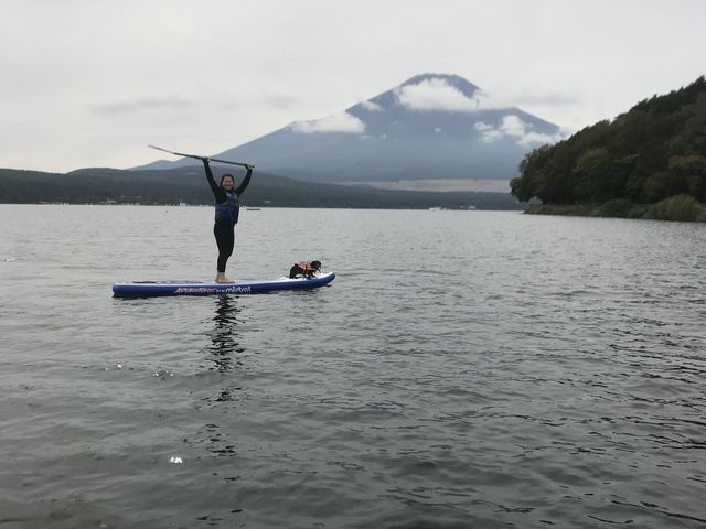 富士山とツーショット_ウェイクボードフライボードショップ ガクロクマリン