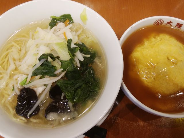 なんとも豪勢なお昼ご飯です。_大阪王将 西葛西南口店