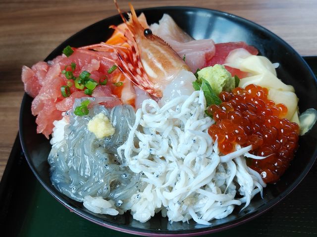 特上海鮮丼_漁亭浜や