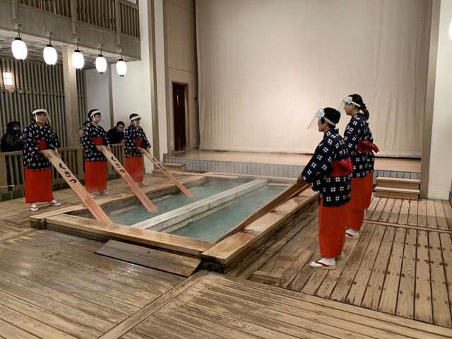 湯浴みショー_ホテル一井「季味の浪漫」