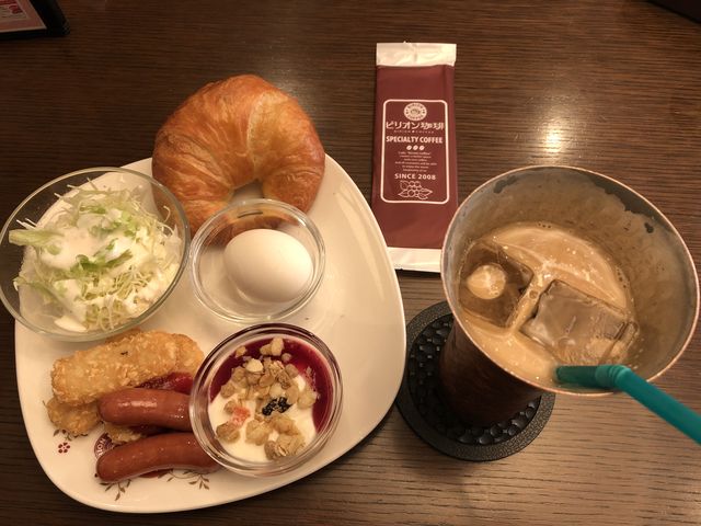 大垣南店です。プレミアムモーニングは、飲みもの代に250円(税込)プラスです。_ビリオン珈琲 大垣林町店