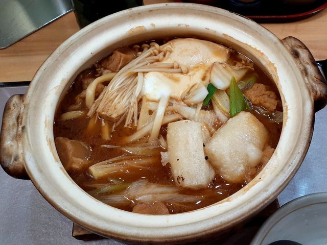 赤だし味噌の風味が生きていました。_どんきゅう 亀山長明寺店