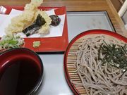 教授さんのまるい麺類店の投稿写真4
