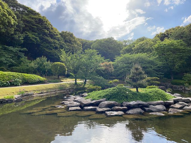 雨上がりの庭園_芦屋釜の里