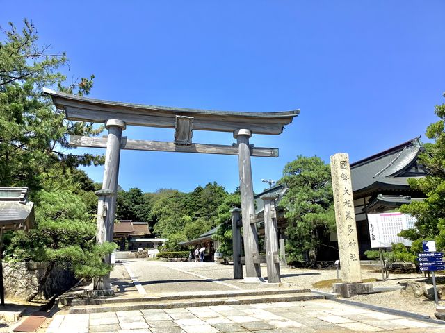 青空で一枚です。_気多大社