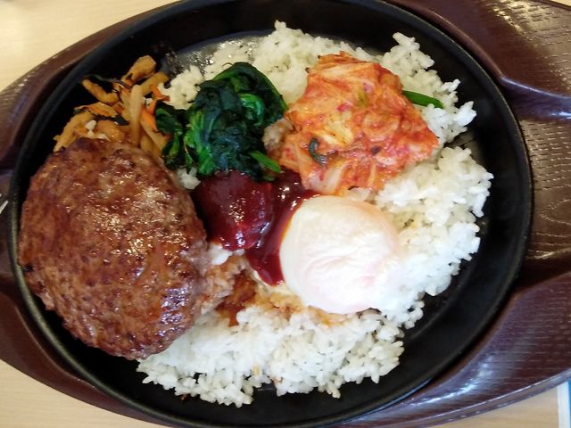 チーズINビビンバーグごはん・1,099円_ガスト 静岡千代田店