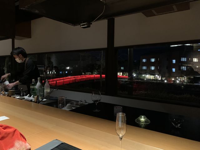 バーカウンターからのビューです!_茶心の宿 和楽園