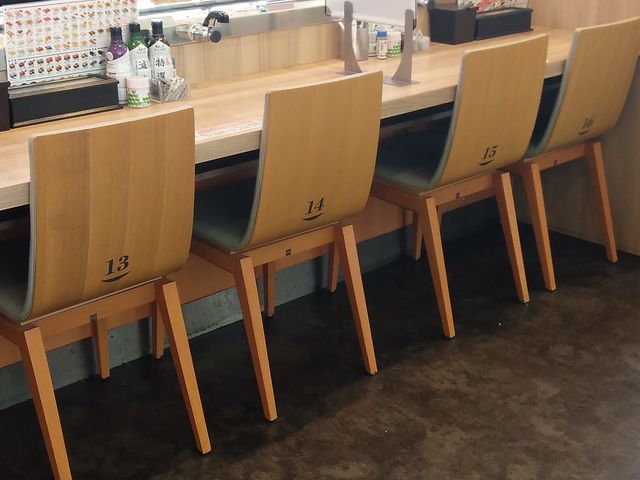 カウンター席_かっぱ寿司 浜松東若林店