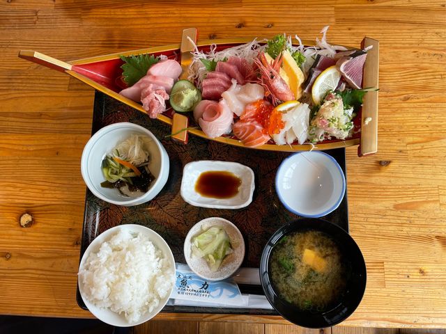 新鮮で豪華〜_大浜丸 魚力