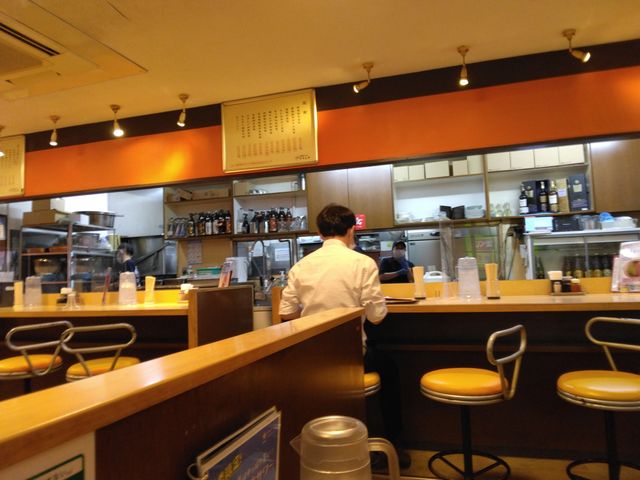 お店は広く、旧いものの清潔感あるものでした。_どさん子 葛西店