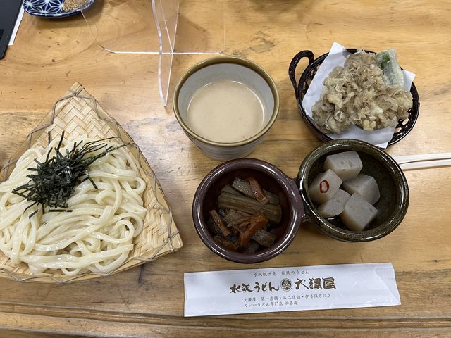 水沢うどんと小鉢、舞茸天ぷら_大澤屋 第一店舗
