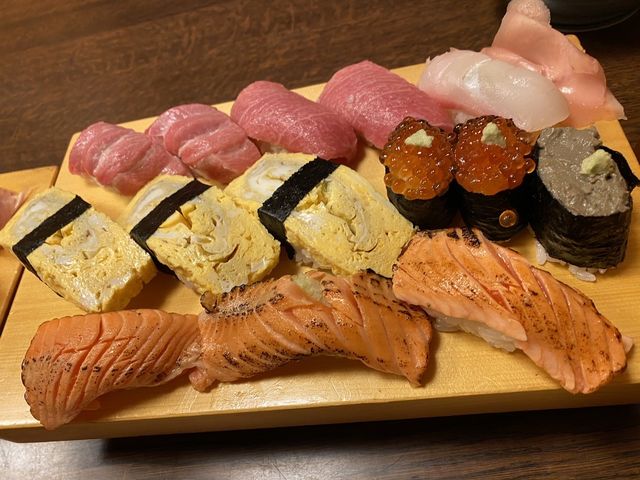 ネタがデカすぎ。_吉野寿司