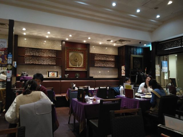 女性客が多かったです。_アジアンタワン168 カレッタ汐留