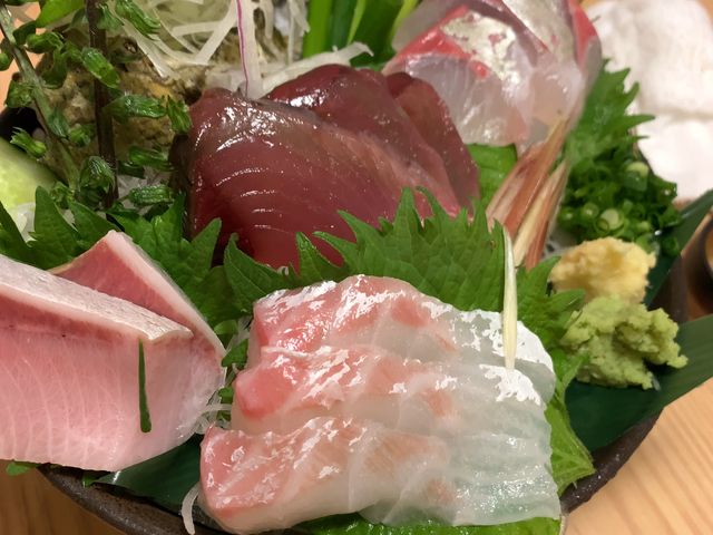 お刺身の盛り合わせ_炉端のかうだ