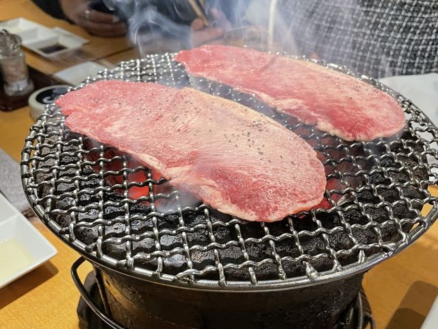 上塩タン大きかったです!_炭火焼肉 ホルモン ひびの亭 中もず店