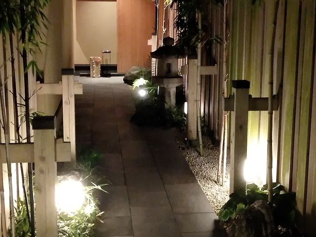 アプローチは雰囲気_海どん