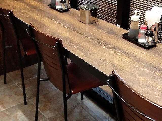 カウンター席_カレーのチャンピオン 近江町店