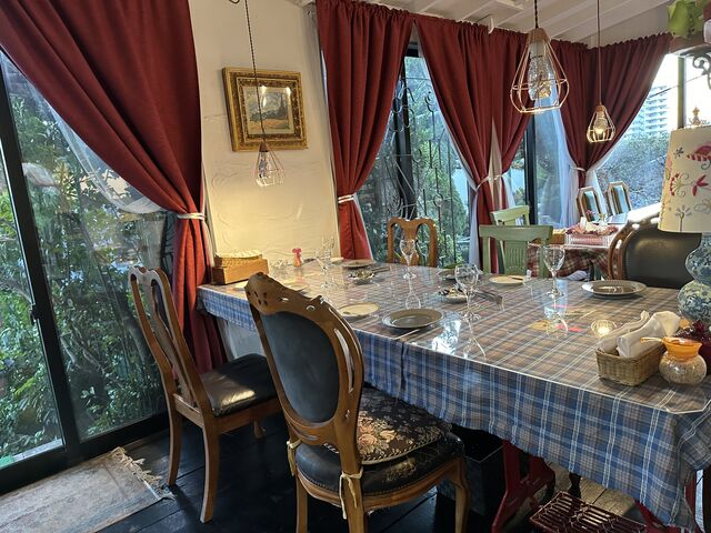 店内_ブルートズ・カフェ