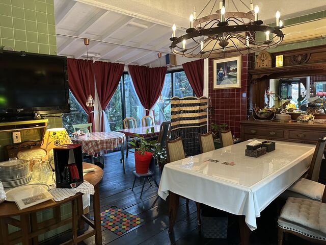店内_ブルートズ・カフェ
