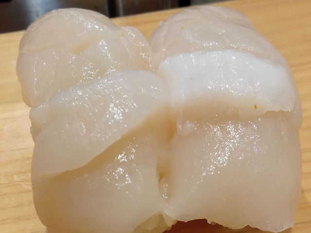 生ほたて・460円_魚がし日本一・神楽坂店