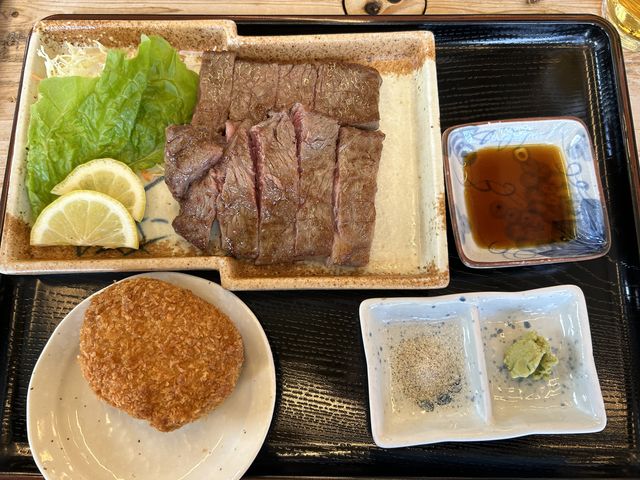 サーロインとコロッケ_美食や やま信