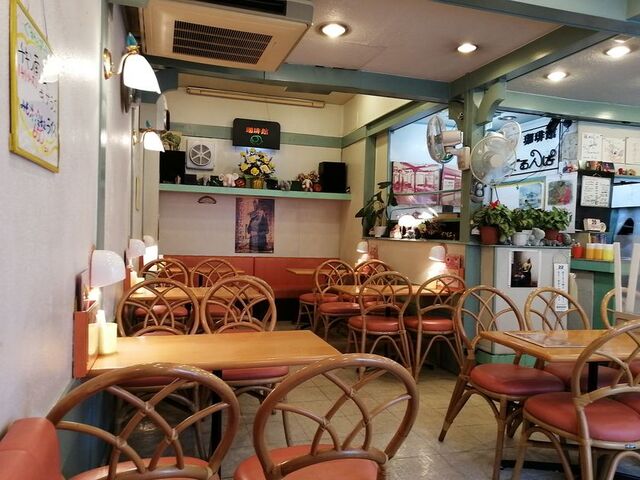 店内_喫茶ぐるんぱ