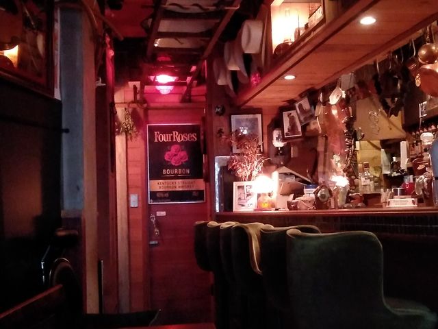カウンター席_カントリーハウス COUNTRY HOUSE 静岡