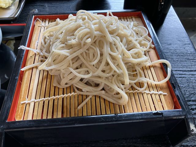そば御膳のそば_飯豊とそばの里センターそば伝承館