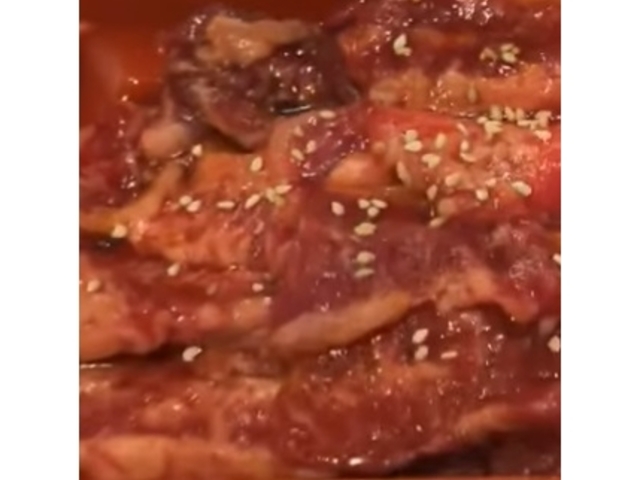 ランチのタレ肉_焼肉家族 中野本店