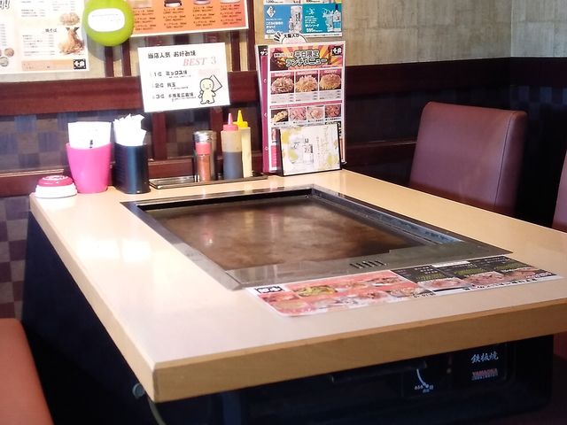 テーブル席_千房パルシェ支店