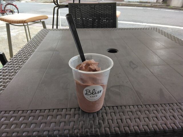 このチョコレートのクリームが本当に美味しかったです。_Bliss CAFE