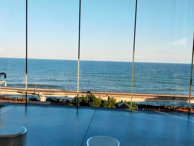 大海原が広がっています_シーバーズ カフェ SEE BiRDS CAFE