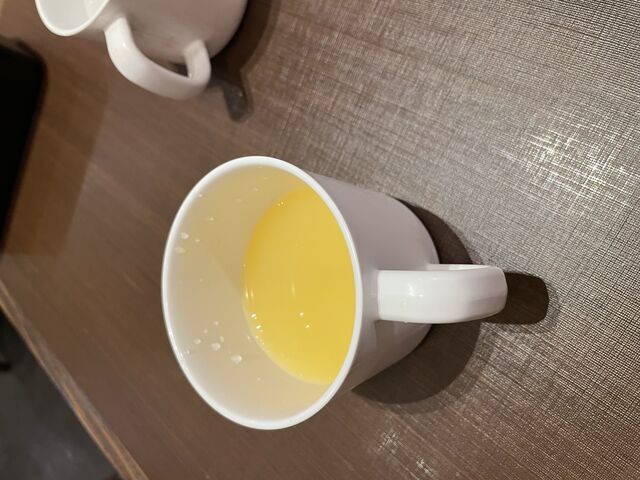 到着早々に驚き_生麺工房 鎌倉パスタ