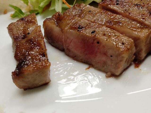 牛肉の陶板焼き_寿し宏