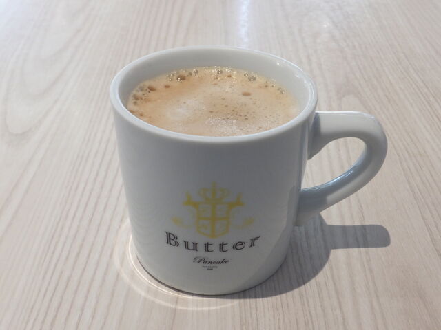 カフェオレ_Butter 横浜ベイクォーター店