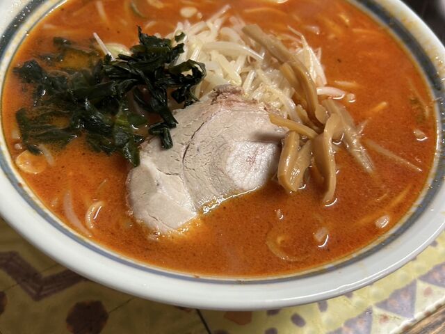 函館は塩だけどこちらの味噌もばり美味い!_ぶんぶく茶釜ラーメン館