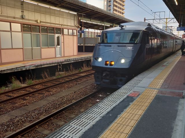 黒いリレーかもめ_JR佐賀駅
