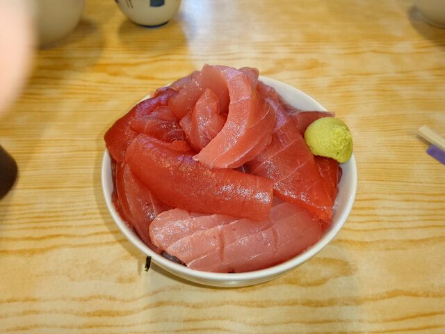 贅沢マグロ丼_まぐろのヤマキ